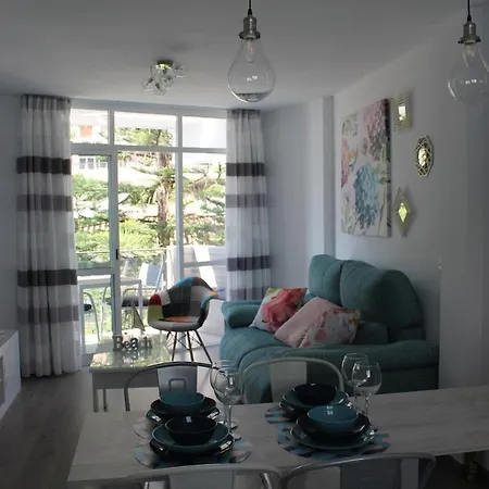 Bonito Ubicado En La Carihuela *